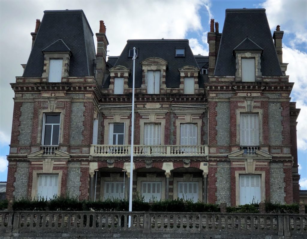 Klippen, Calvados und ein berühmter Klosterberg: Die Normandie 50