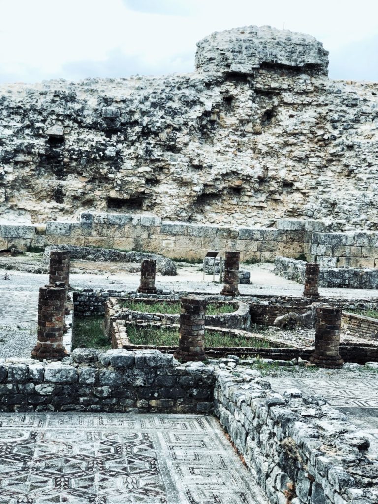 Ruinen, Klöster und ein Wallfahrtsort: Kunst und Kultur in Zentralportugal 10