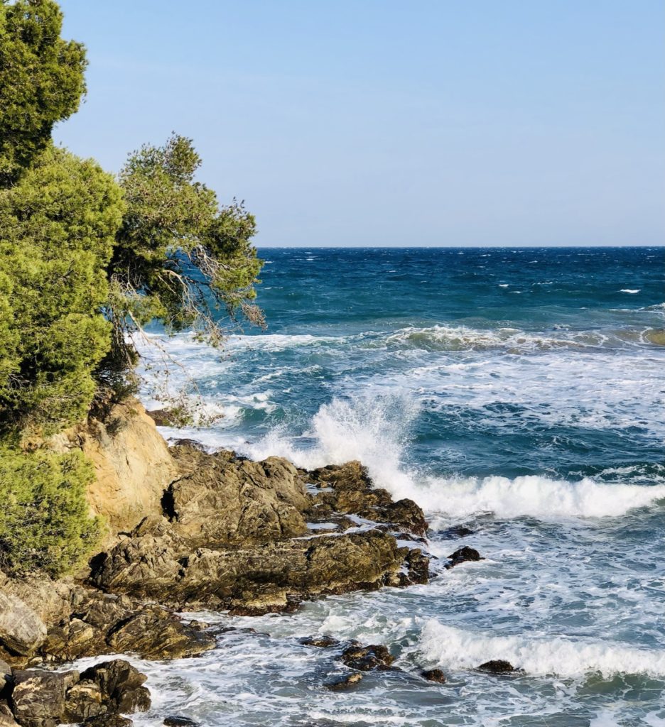Panoramastraßen, azurblaues Meer und ein Wald von Verbotsschildern: Die Côte d’Azur will keine Camper 30