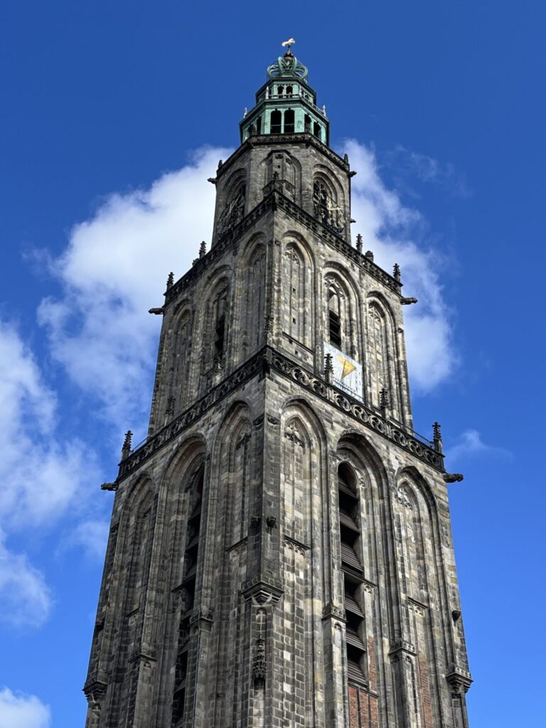 Groningen: Zwischen Grachten, Geschichte und Gegenwart 9 Groningen: Zwischen Grachten, Geschichte und Gegenwart 9