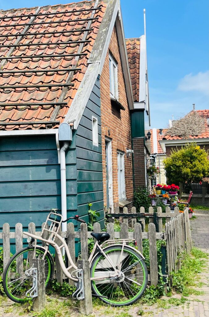 Marken am IJsselmeer – Ein ehemaliges Fischerdorf auf Pfählen 4 Marken am IJsselmeer – Ein ehemaliges Fischerdorf auf Pfählen 4